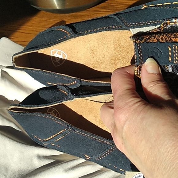 😍☄️NWT Women's Ariat Cruisers navy blue leather suede CUTE!! shoes size 7B 😍☄️ - Picture 2 of 12